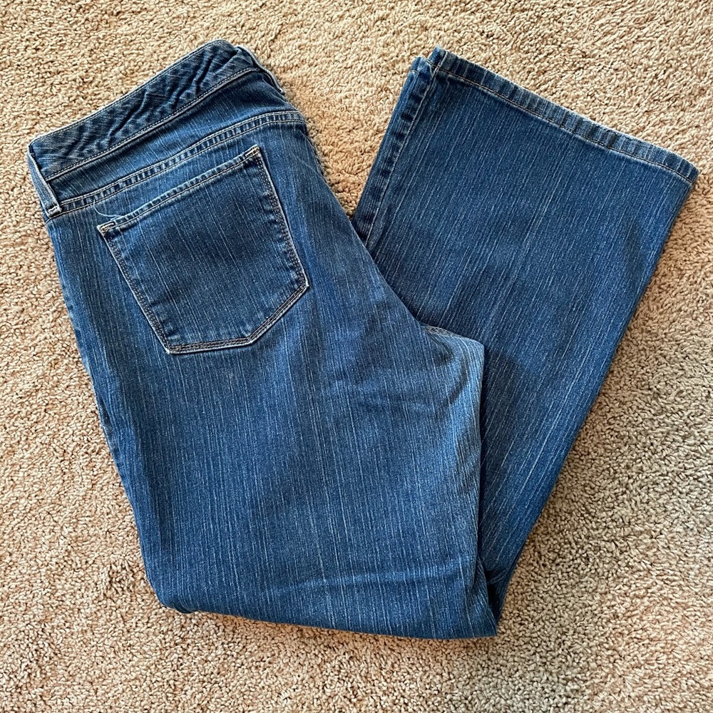 Old Navy women’s plus boot cut jeans